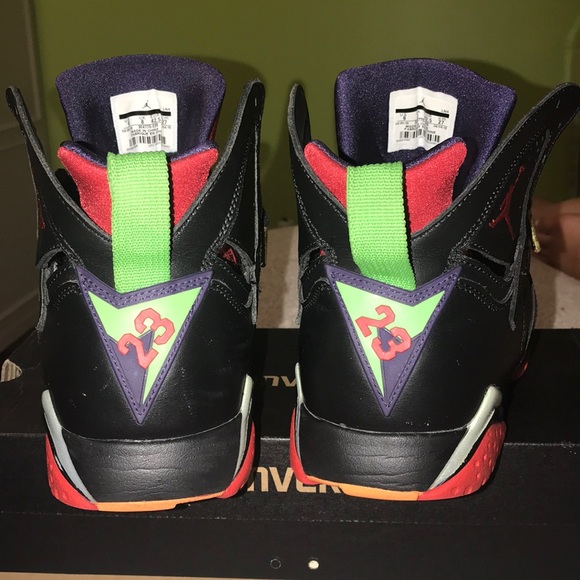 “Marvin The Martian” 7s - Picture 3 of 5